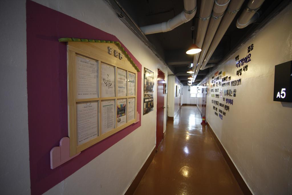 Bluefish Guesthouse Busan Bagian luar foto