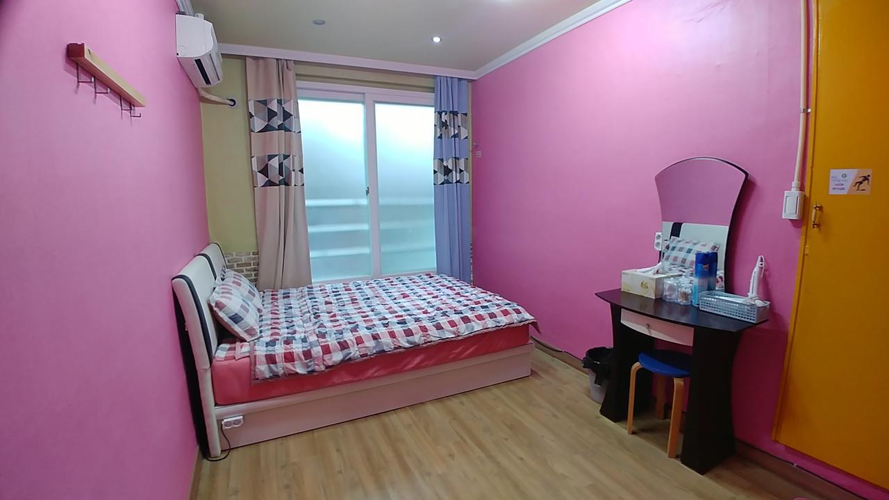 Bluefish Guesthouse Busan Bagian luar foto