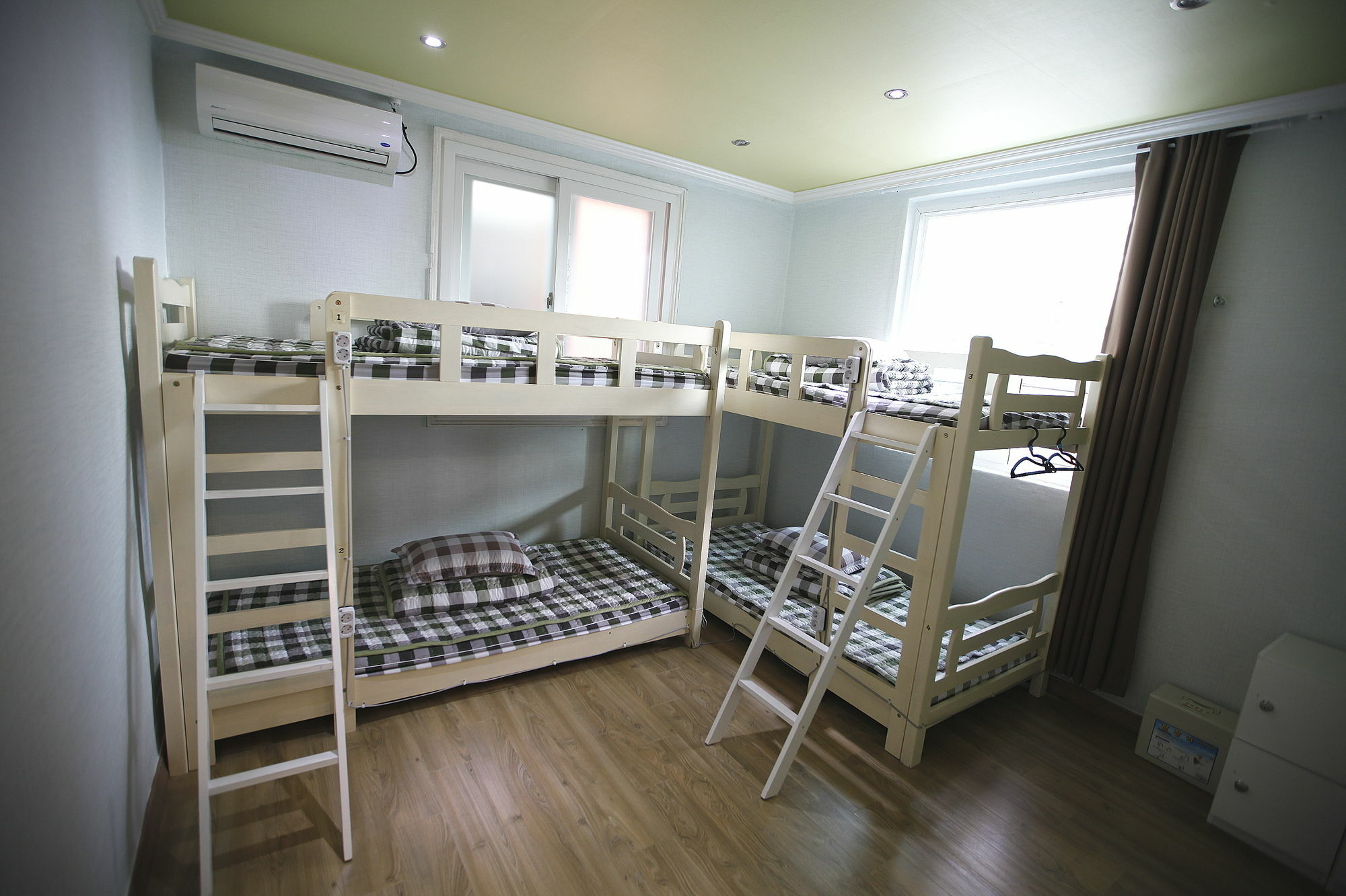 Bluefish Guesthouse Busan Bagian luar foto